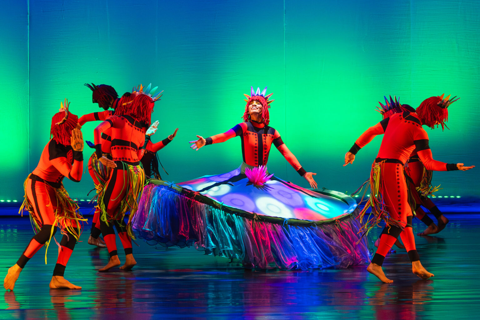 Lendas brasileiras no Teatro Guaira