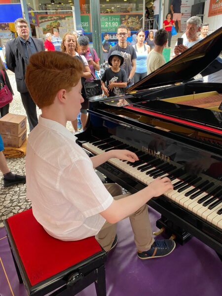 piano itinerante Oficina de Música