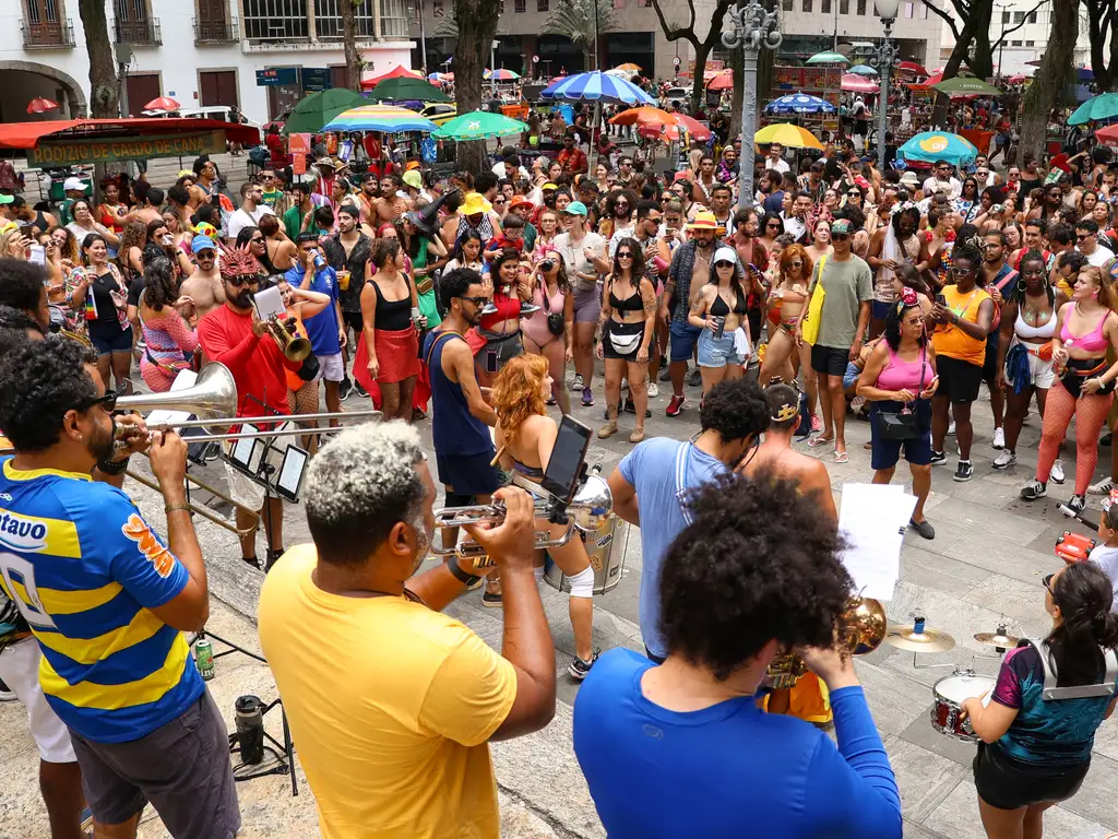 Festa Junina bate Carnaval 