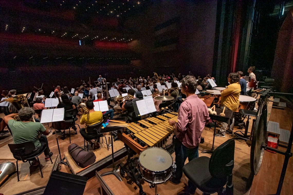 Como funciona uma orquestra
