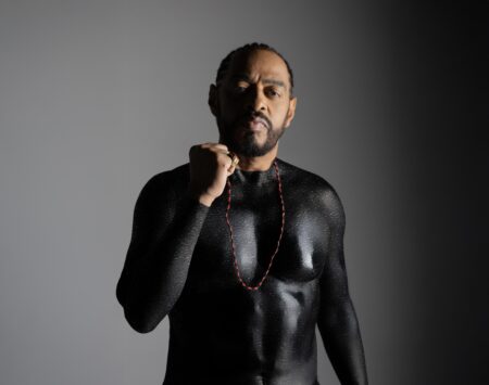 Thaíde lança álbum