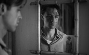 Cena de 'O Estrangeiro', de Frinçois Ozon. foto: divulgação